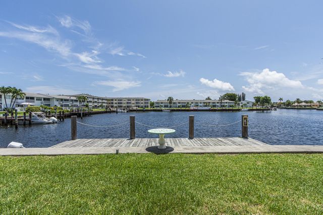298 SE 6th Avenue 18, Pompano Beach, FL 33060