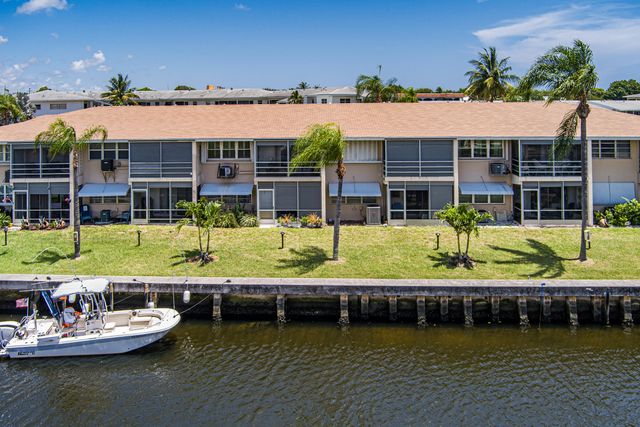 298 SE 6th Avenue 18, Pompano Beach, FL 33060