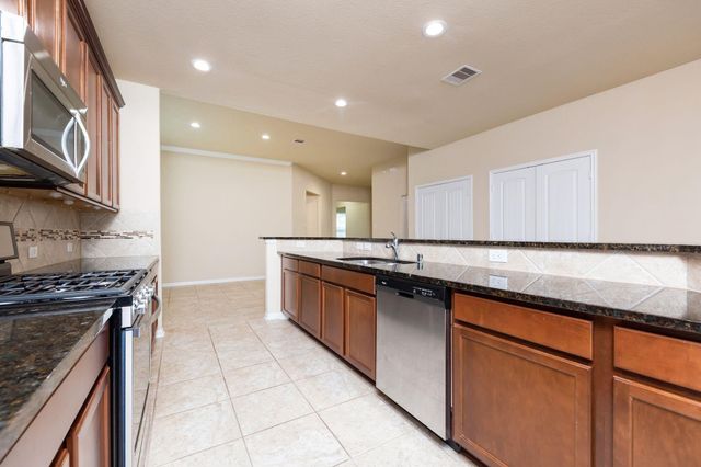 407 Iris Rose Court, Richmond, TX 77469