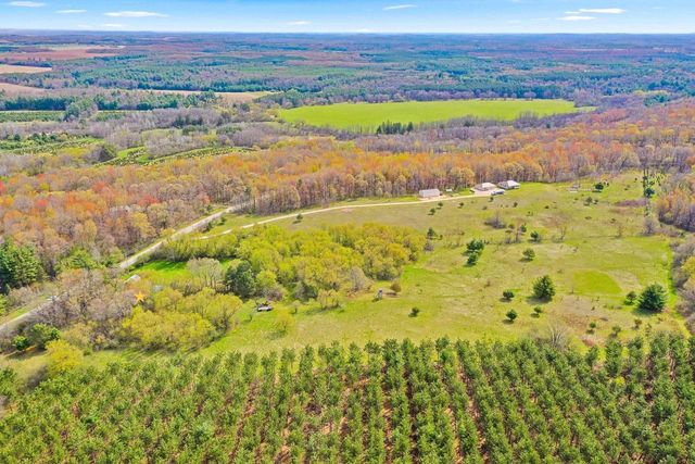 W7995 APACHE DRIVE, Wild Rose, WI 54984