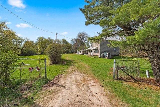 W7995 APACHE DRIVE, Wild Rose, WI 54984