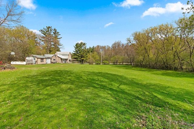 W7995 APACHE DRIVE, Wild Rose, WI 54984
