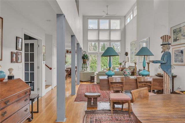 137 University Avenue, Providence, RI 02906