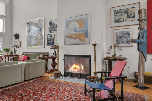 137 University Avenue, Providence, RI 02906