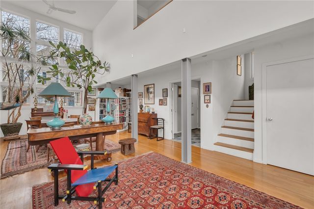 137 University Avenue, Providence, RI 02906