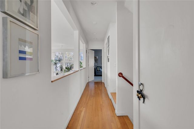 137 University Avenue, Providence, RI 02906