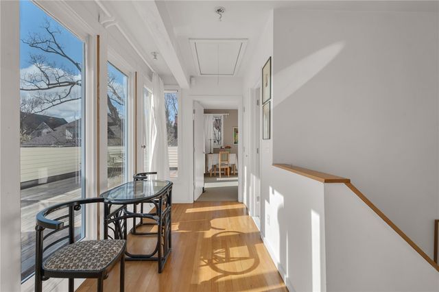 137 University Avenue, Providence, RI 02906