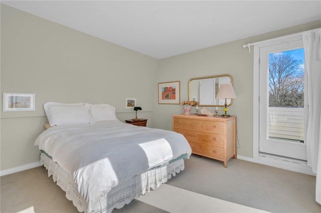 137 University Avenue, Providence, RI 02906