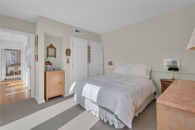 137 University Avenue, Providence, RI 02906