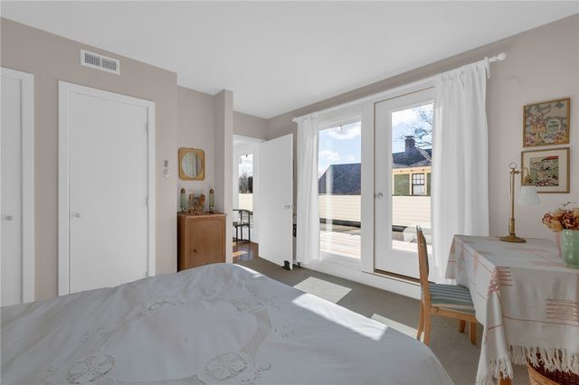 137 University Avenue, Providence, RI 02906