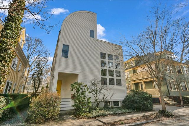 137 University Avenue, Providence, RI 02906