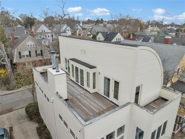 137 University Avenue, Providence, RI 02906