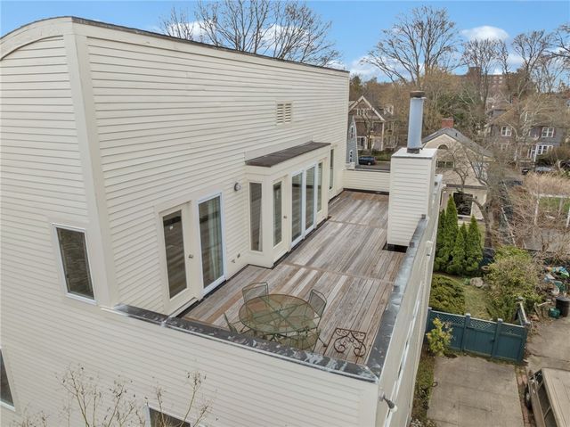 137 University Avenue, Providence, RI 02906