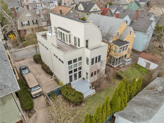 137 University Avenue, Providence, RI 02906