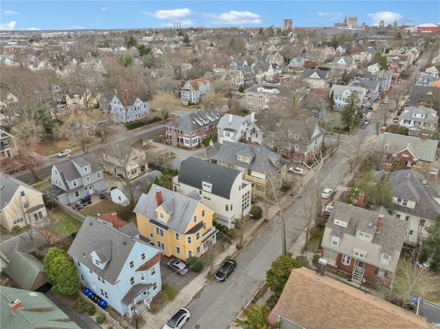 137 University Avenue, Providence, RI 02906