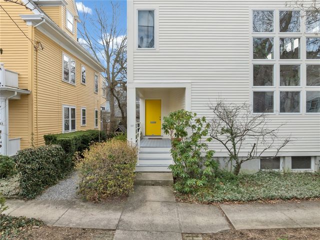 137 University Avenue, Providence, RI 02906