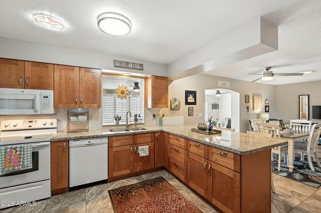 7838 E KIOWA Avenue, Mesa, AZ 85209