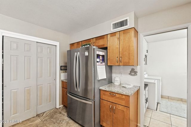 7838 E KIOWA Avenue, Mesa, AZ 85209