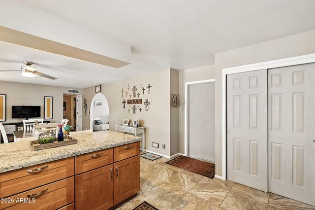 7838 E KIOWA Avenue, Mesa, AZ 85209