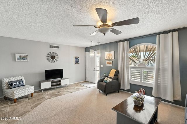 7838 E KIOWA Avenue, Mesa, AZ 85209