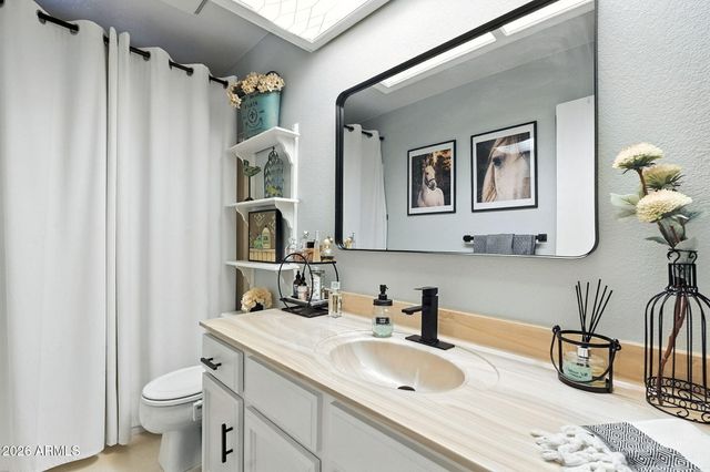 7838 E KIOWA Avenue, Mesa, AZ 85209