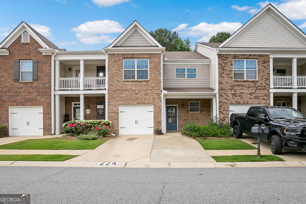 224 Madison Avenue, Acworth, GA 30102