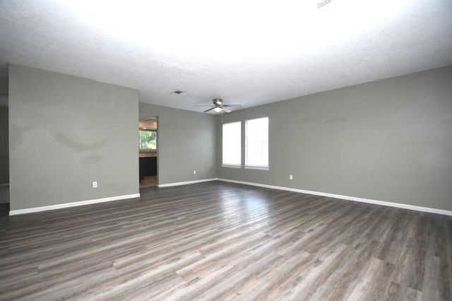 379 Richvale Lane, Houston, TX 77598