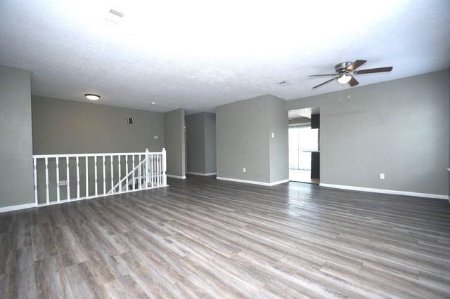 379 Richvale Lane, Houston, TX 77598