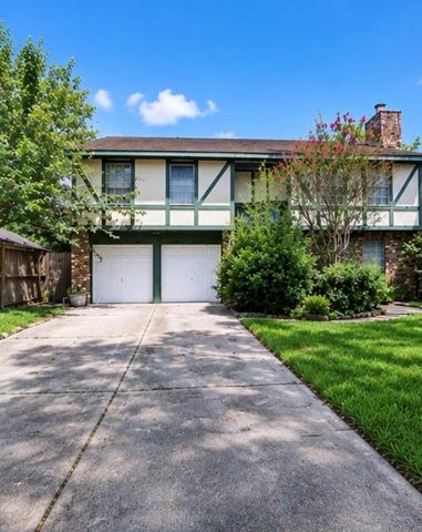 379 Richvale Lane, Houston, TX 77598