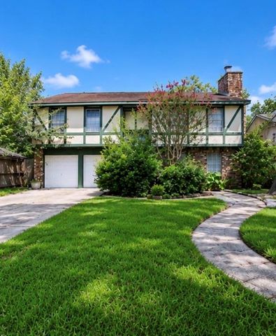 379 Richvale Lane, Houston, TX 77598