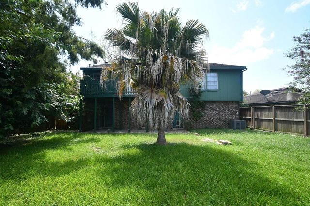 379 Richvale Lane, Houston, TX 77598