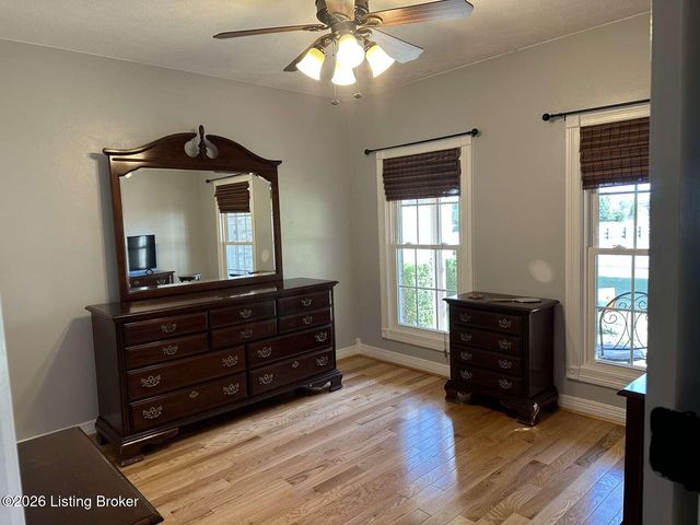 1002 Cobblestone Way, Shepherdsville, KY 40165