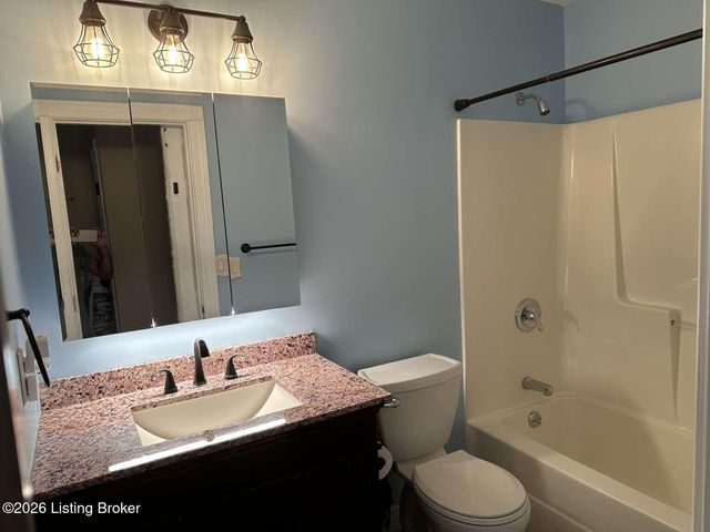 1002 Cobblestone Way, Shepherdsville, KY 40165