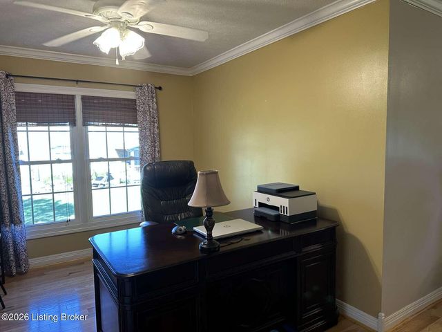 1002 Cobblestone Way, Shepherdsville, KY 40165