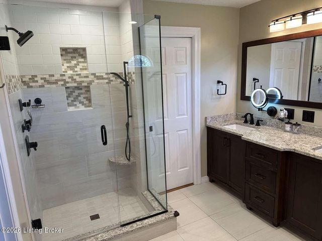 1002 Cobblestone Way, Shepherdsville, KY 40165
