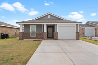 2005 Panhandle Avenue, Wolfforth, TX 79382