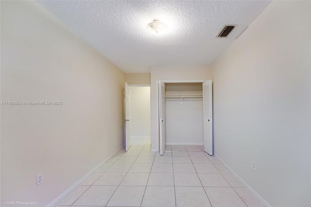 11621 SW 7th Ter, Sweetwater, FL 33174