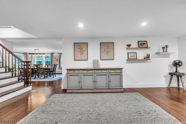 2041 Raritan Rd, Scotch Plains Twp., NJ 07076