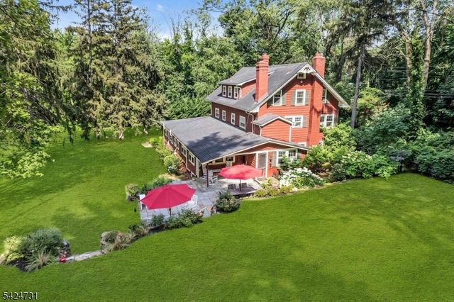 2041 Raritan Rd, Scotch Plains Twp., NJ 07076
