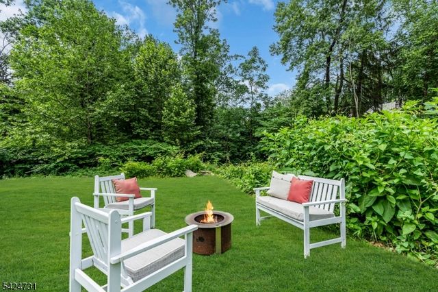 2041 Raritan Rd, Scotch Plains Twp., NJ 07076
