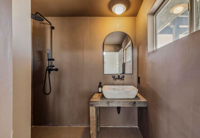 330 Delgada Avenue, Yucca Valley, CA 92284