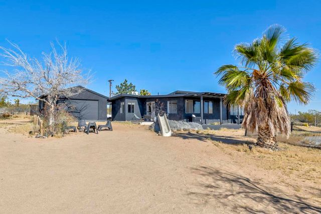 330 Delgada Avenue, Yucca Valley, CA 92284