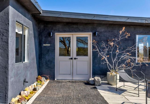 330 Delgada Avenue, Yucca Valley, CA 92284