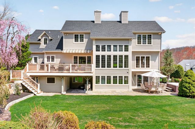75 Kensington Lane, Yorktown Heights, NY 10598