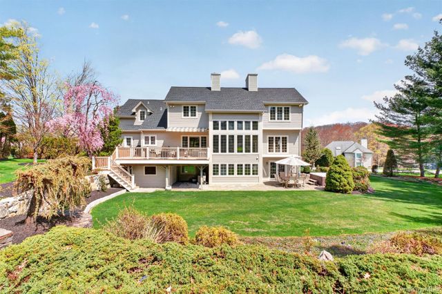 75 Kensington Lane, Yorktown Heights, NY 10598