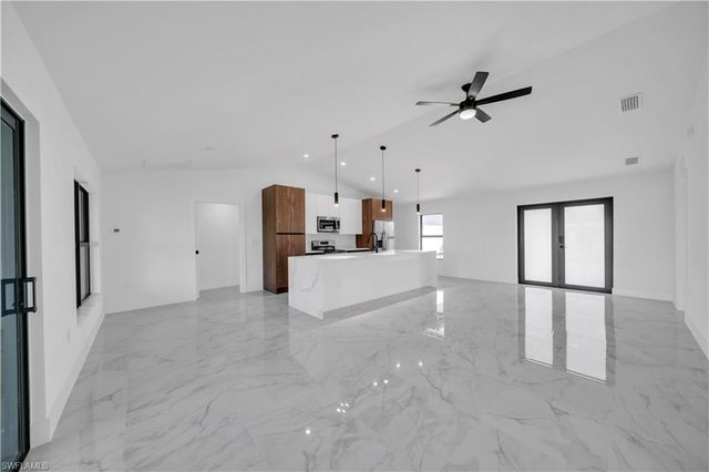 1901 NW 30th ST, Cape Coral, FL 33993