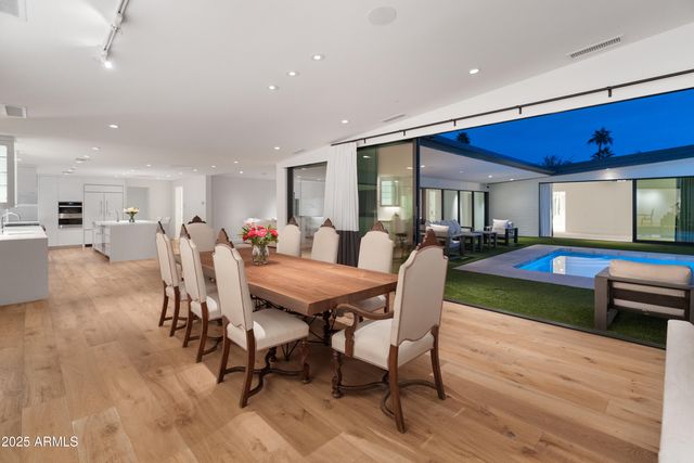 4218 E PALO VERDE Drive, Phoenix, AZ 85018