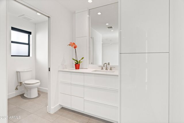 4218 E PALO VERDE Drive, Phoenix, AZ 85018