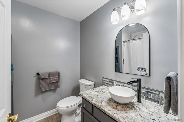 7039 Rosewood Drive, Clayton Charter Township, MI 48433