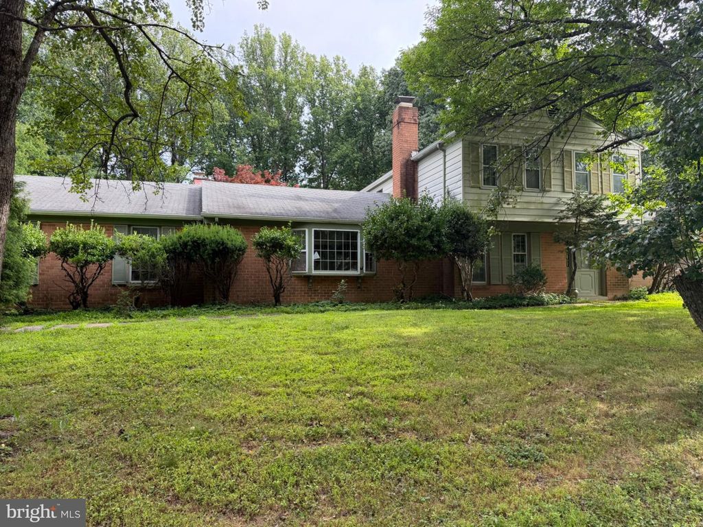 913 WINDMILL LN, Silver Spring, MD 20905